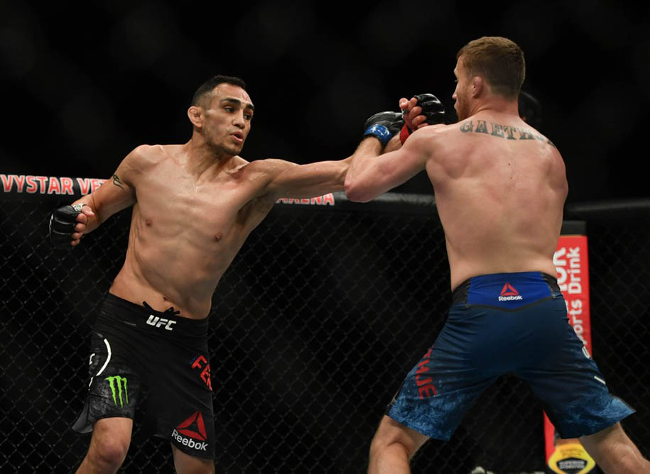 Justin Gaethje lên ngôi, Conor McGregor thách thức cả hạng cân